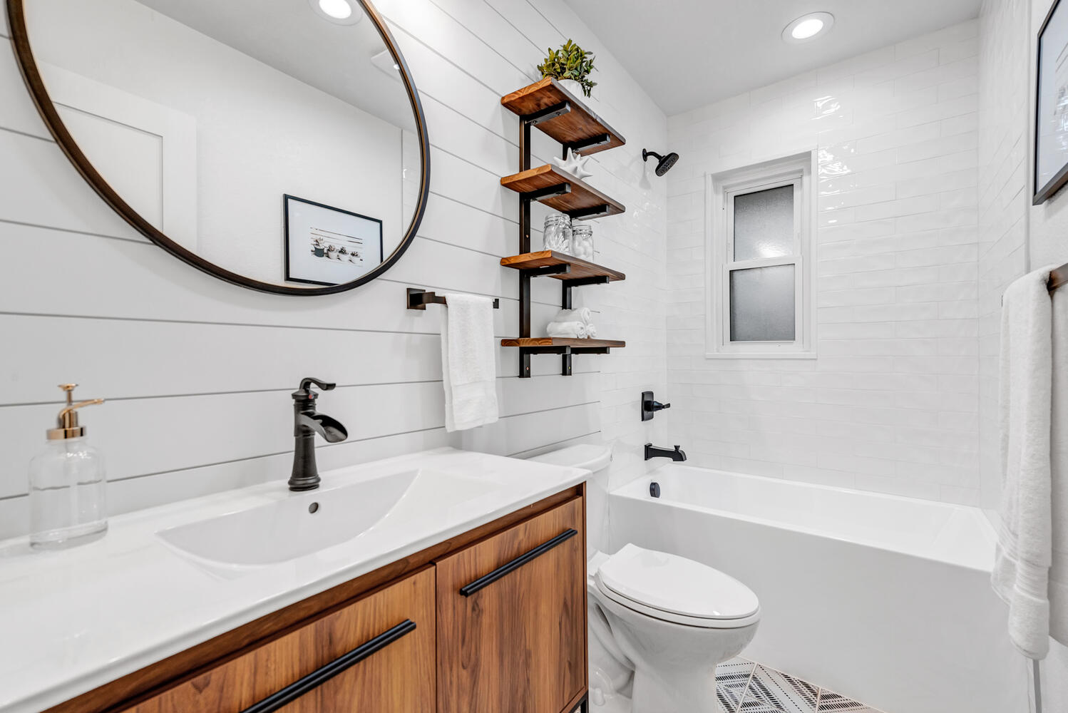 Carr Street Renovation — image 4